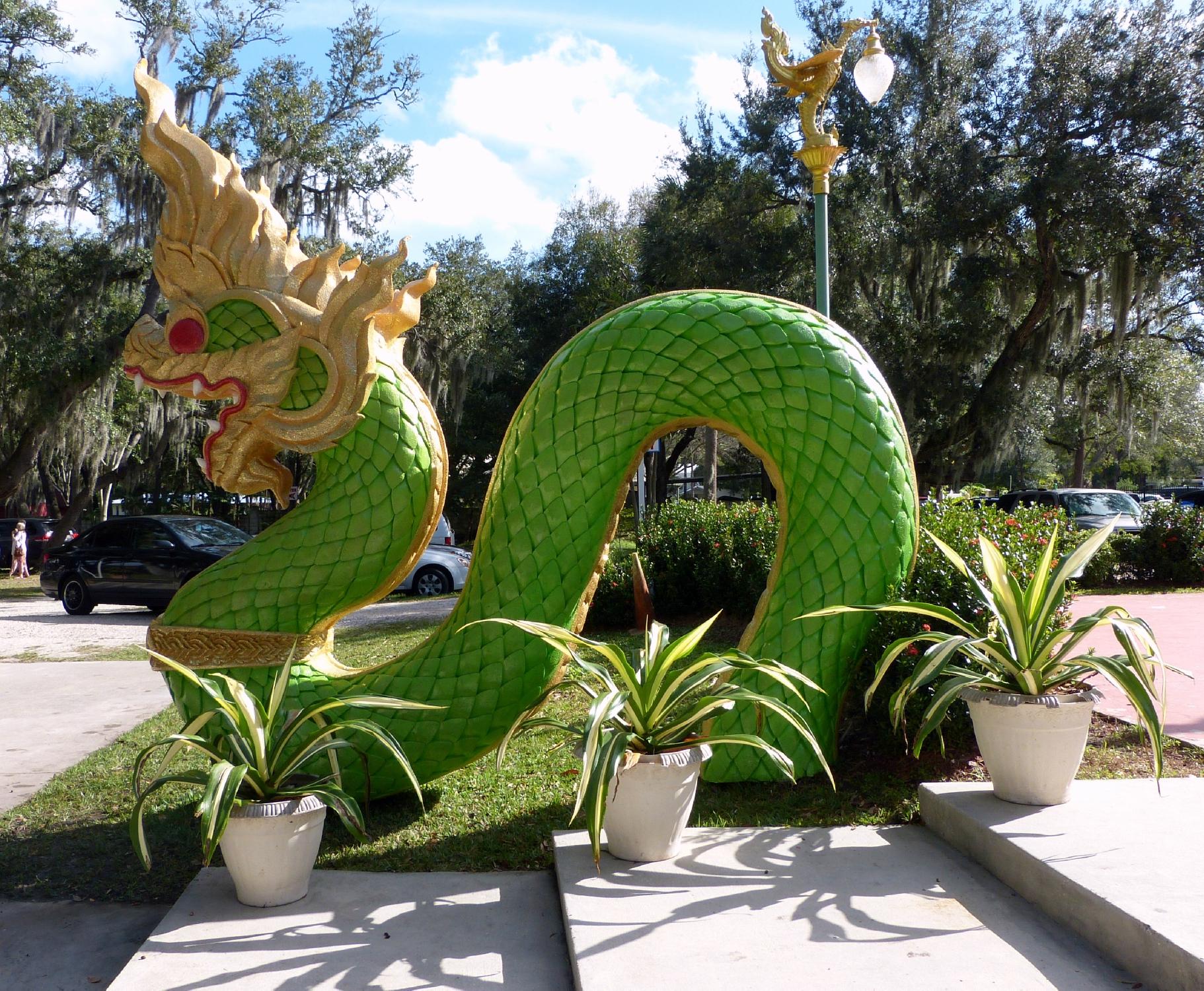 wat-mongkolratanaram_dragon