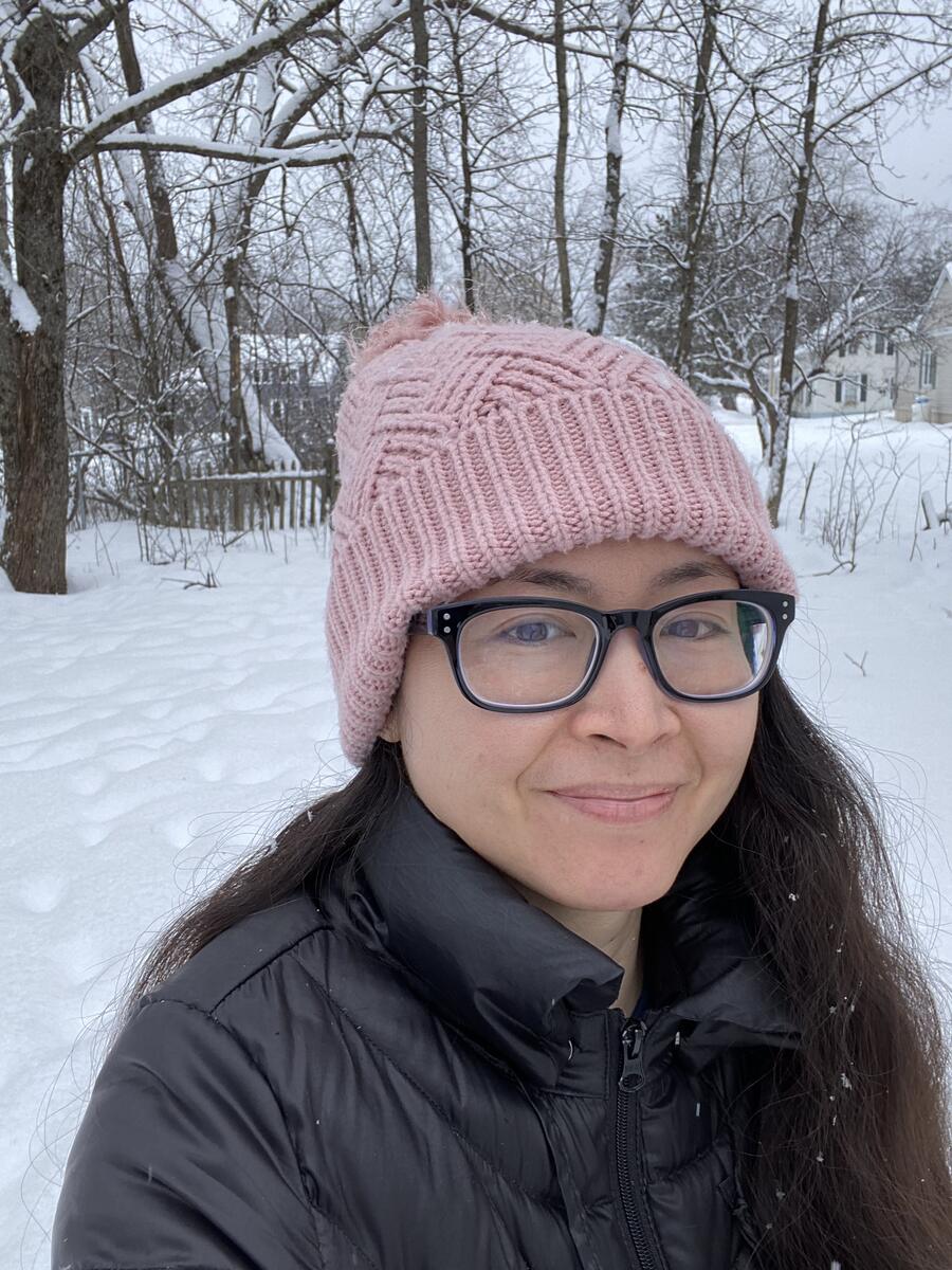 jess dragonsinn winter selfie