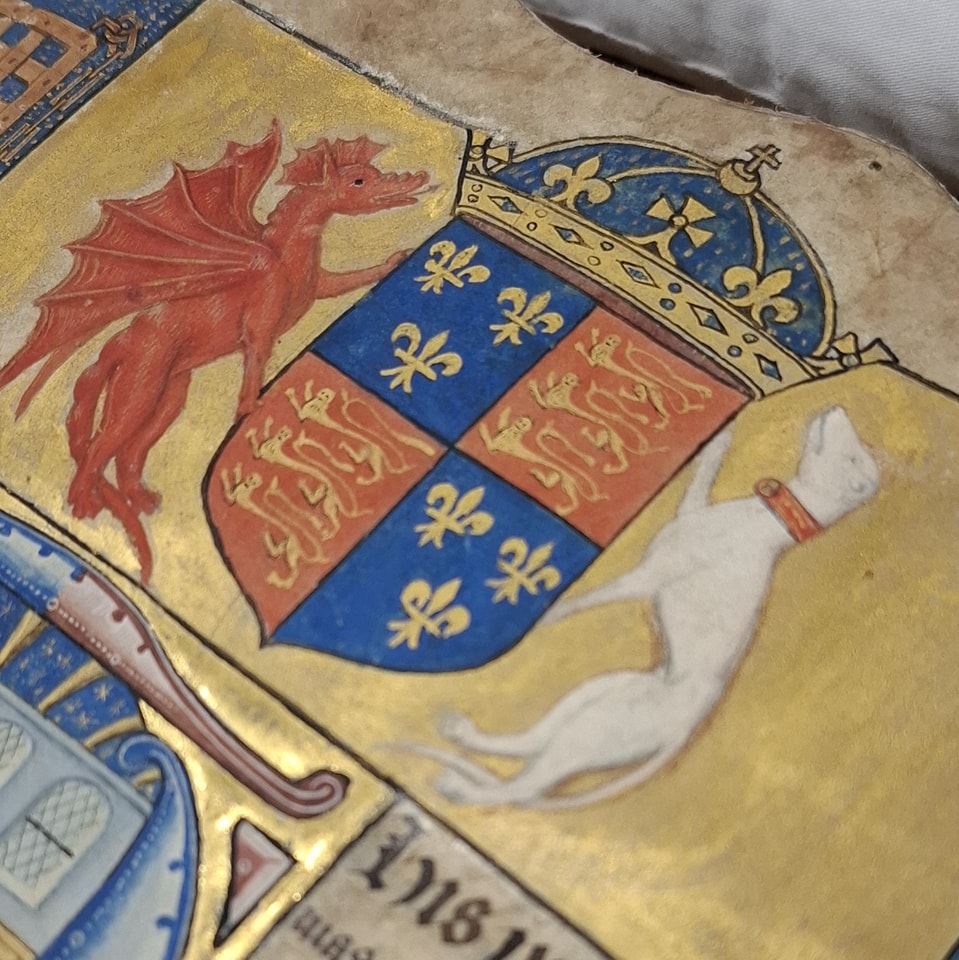 Henry vii coat of arms with red dragon