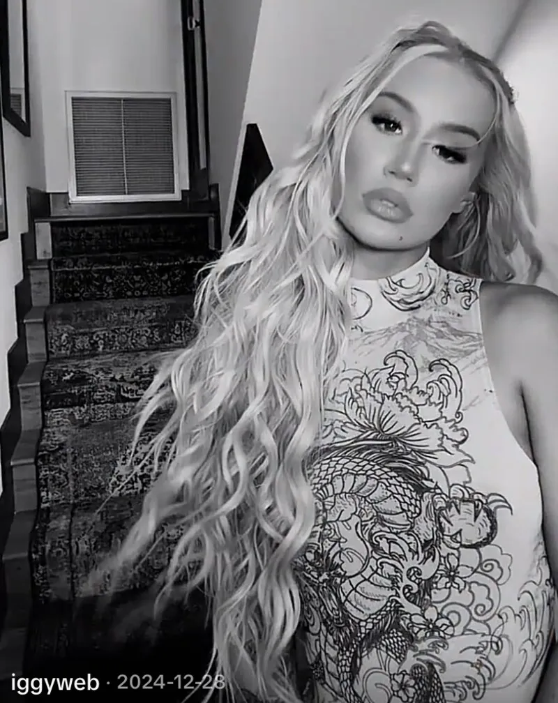 Iggy azalea dragon