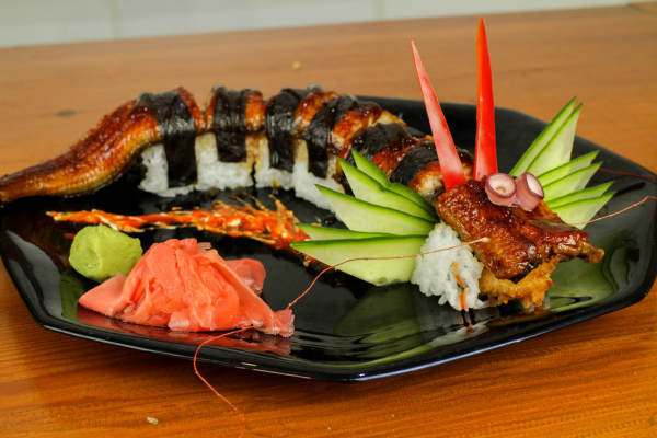 dragon_sushi_roll